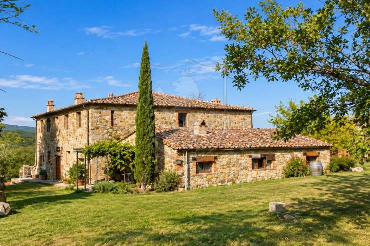 Montalcino - 7 - 520 mq - € 370.000,00
