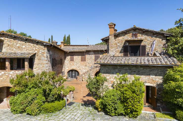 Castellina in Chianti - 8 - 5800 mq - € 11.000.000,00