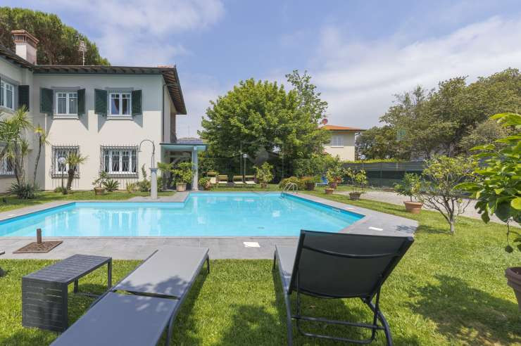 Forte dei Marmi - 8 - 500 mq - € 6.500.000,00
