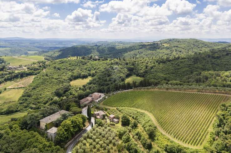 Radda in Chianti - 30 - 2400 mq - € 12.300.000,00