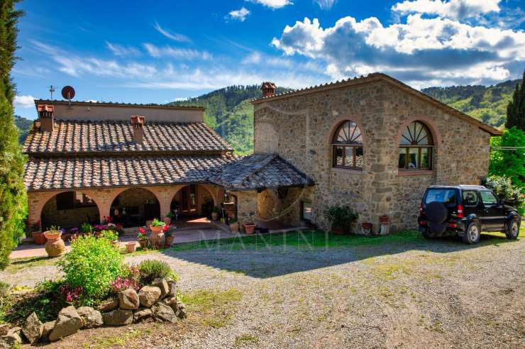 Gaiole in Chianti - 4 - 260 mq - € 820.000,00