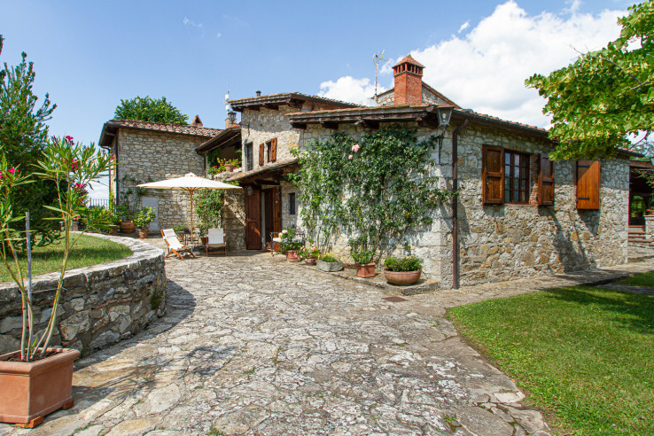 REAL ESTATE: In Radda in Chianti, face to face with woodland animals