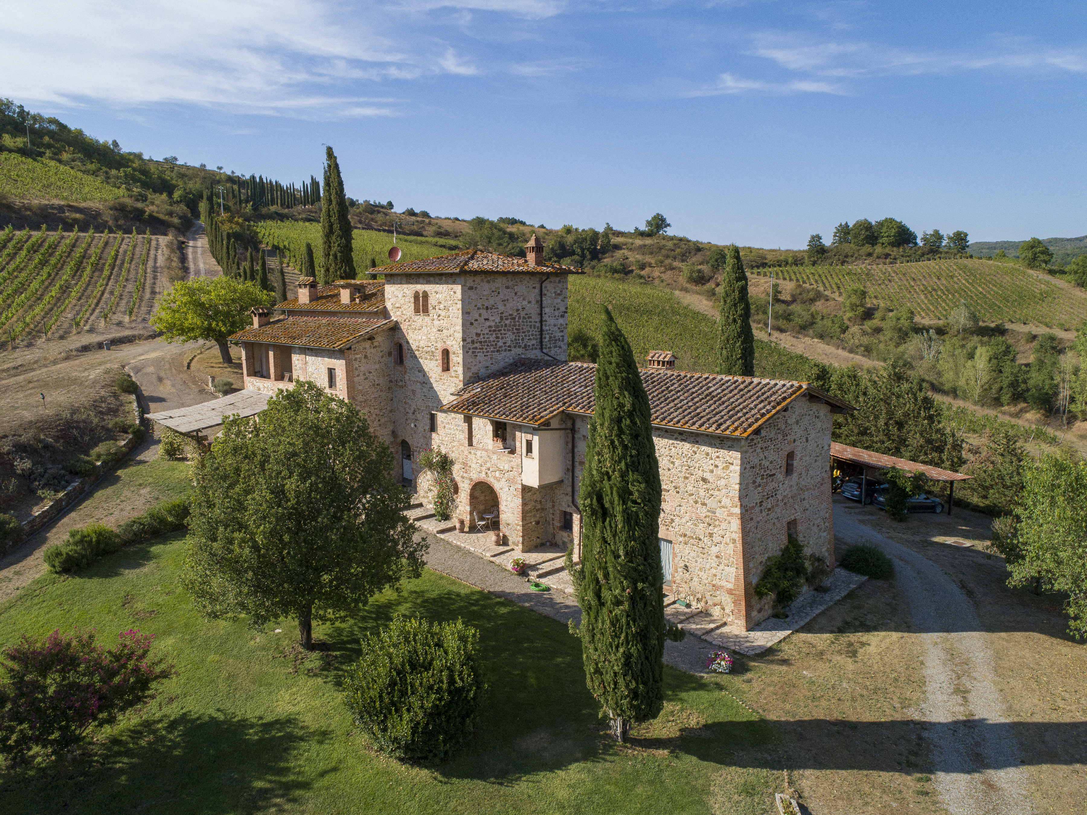 REAL ESTATE: In the Chianti Senese winery in farmhouse with fourteenth-century towers