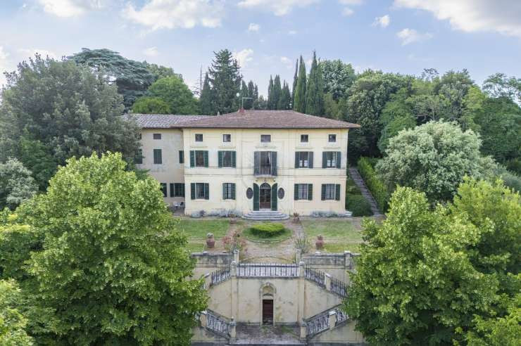 Siena - 7 - 804 mq - € 2.200.000,00