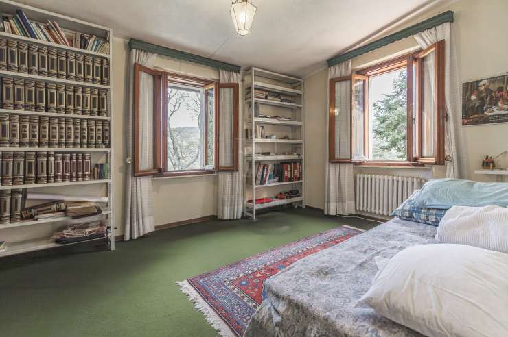 Arezzo - 7 - 550 mq - € 499.000,00