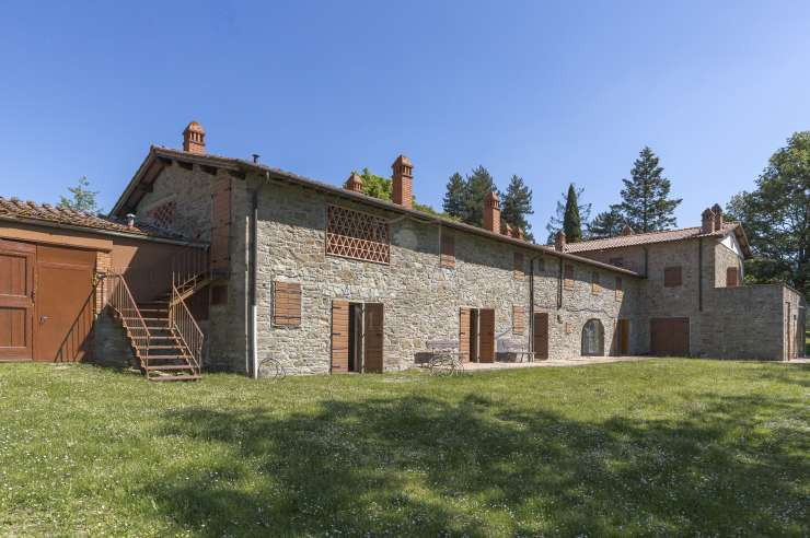 Loro Ciuffenna - 21 - 955 mq - € 1.180.000,00