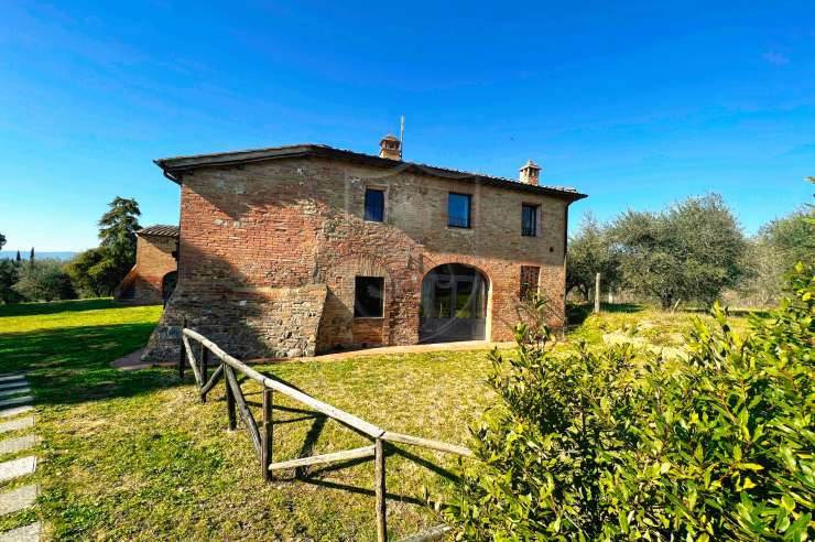 Siena - 9 - 650 mq - € 2.900.000,00