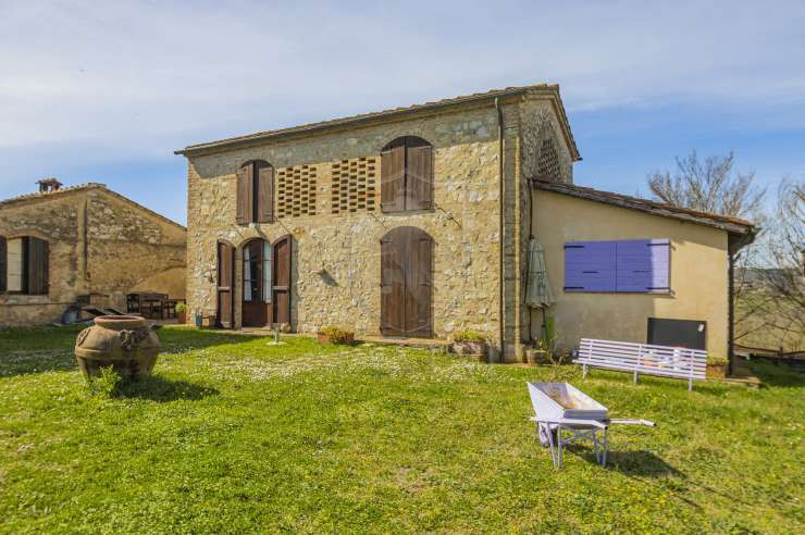 Buonconvento - 8 - 480 mq - € 1.050.000,00