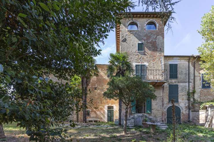 Castiglione del Lago - 7 - 565 mq - € 490.000,00