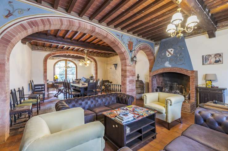 Castiglione del Lago - 7 - 565 mq - € 490.000,00