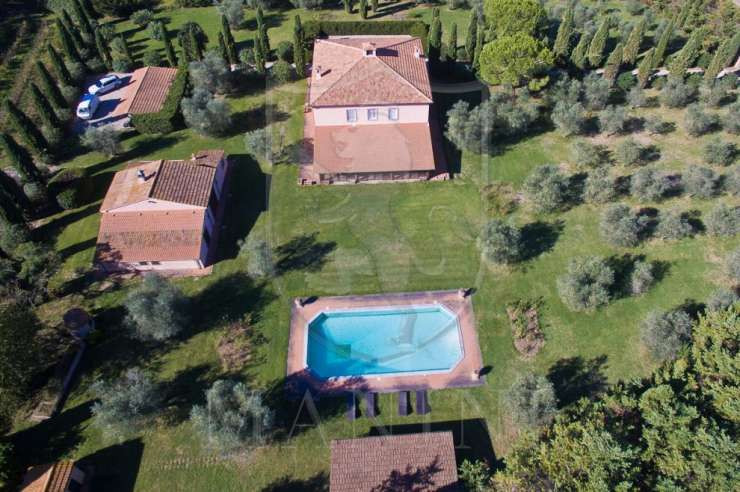 Orbetello - 6 - 480 mq - € 2.100.000,00