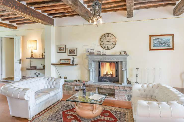 Cortona - 6 - 450 mq - € 1.090.000,00