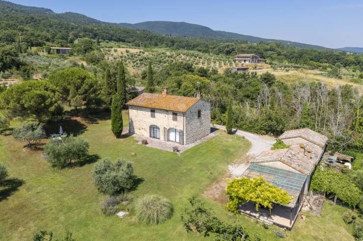 Sarteano - 4 - 350 mq - € 630.000,00